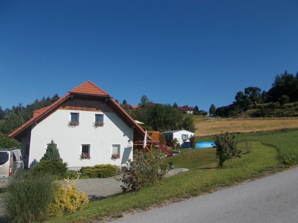Apartment Rozika Slovenj Gradec Cameră foto